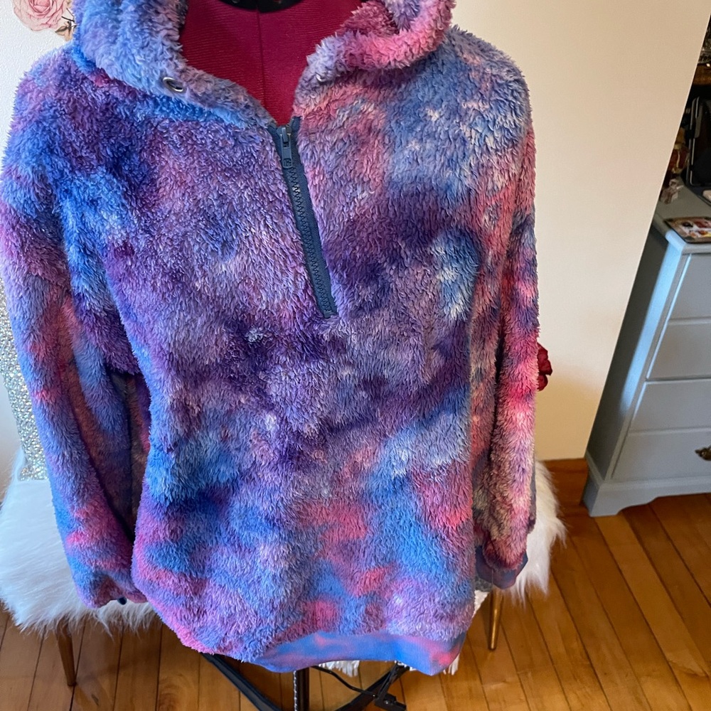 Tie dye pull over - Picture 3 of 6